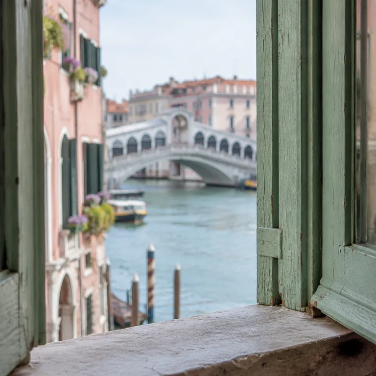 Essential places to see in Venice, Italy when choosing your hotel